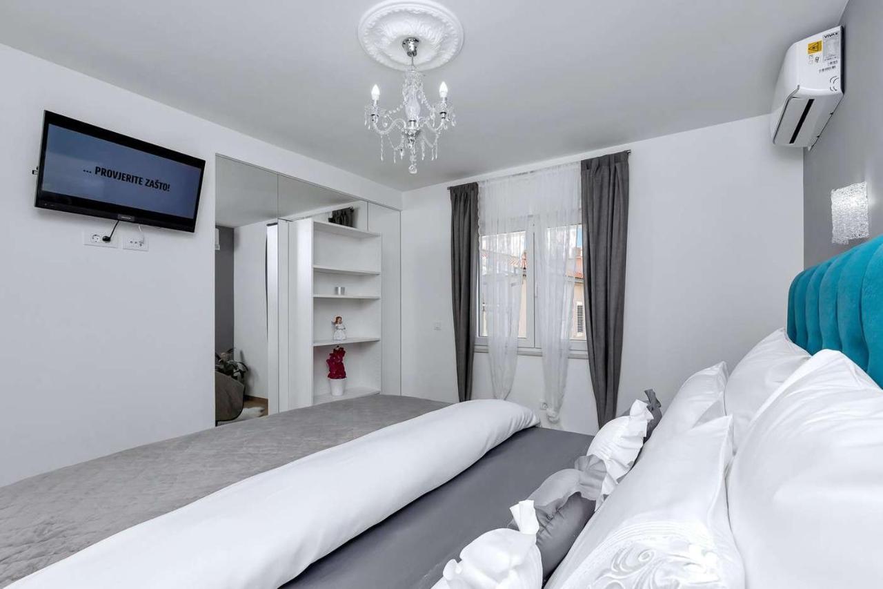 Luxurious Apartment Nino Makarska Exterior photo
